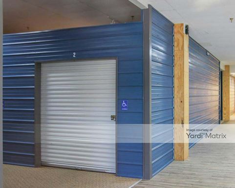 Source URL: https://cdnsc.rentcafe.com/dmslivecafe/3/2204989/2204989-1-3.jpg?width=-1&height=385&quality=80