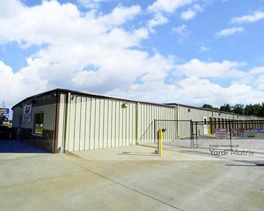 Storage Units for Rent available at 896 University Street, Martin, TN 38237