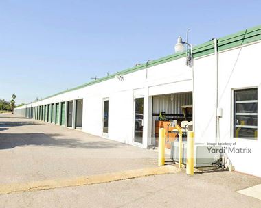 Storage Units for Rent available at 5906 San Bernardo Avenue, Laredo, TX 78041