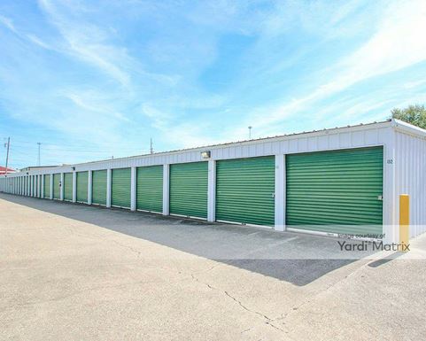 Source URL: https://cdnsc.rentcafe.com/dmslivecafe/3/2252181/2252181-1-3.jpg?width=-1&height=385&quality=80