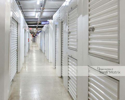 Source URL: https://cdnsc.rentcafe.com/dmslivecafe/3/2252182/2252182-1-2.jpg?width=-1&height=385&quality=80