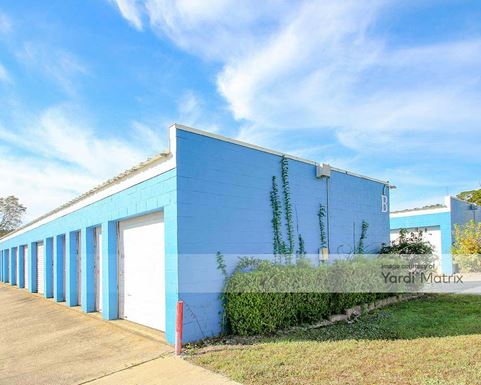 Source URL: https://cdnsc.rentcafe.com/dmslivecafe/3/2252195/2252195-1-2.jpg?width=-1&height=385&quality=80