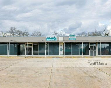 Storage Units for Rent available at 1405 Ross Clark Circle, Dothan, AL 36301
