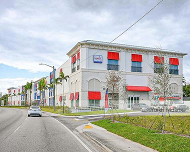 Storage Units for Rent available at 1717 45th Street, West Palm Beach, FL 33407