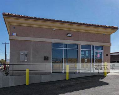 Storage Units for Rent available at 17411 Smoke Tree Street, Hesperia, CA 92345