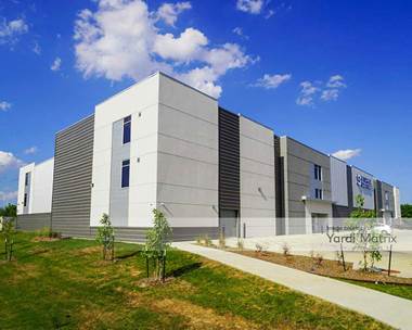 Storage Units for Rent available at 4520 South University Avenue, Little Rock, AR 72204