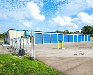 Storage Units for Rent available at 2011 South Sheridan Road, Lennon, MI 48449