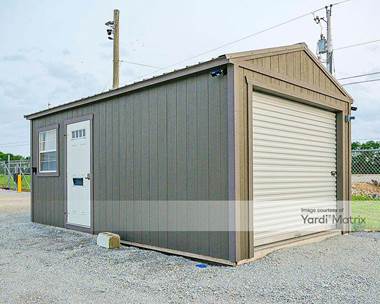 Storage Units for Rent available at 2700 Gilbertville Road, Elk Run Heights, IA 50707
