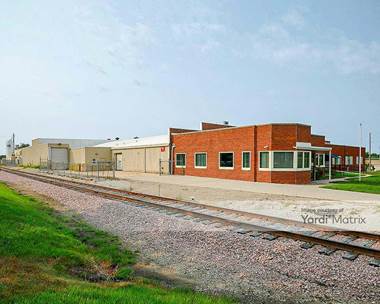 Storage Units for Rent available at 300 Ansborough Avenue, Waterloo, IA 50703