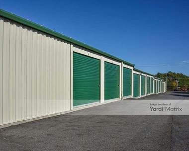 Storage Units for Rent available at 878 Center Street, Auburn, ME 04210